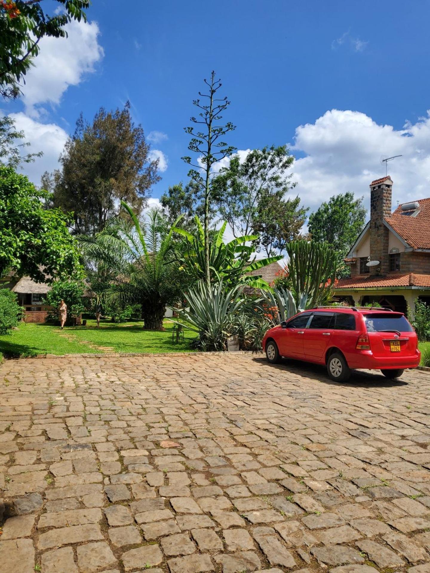 Edaala Comfort - B&B Nairobi Extérieur photo