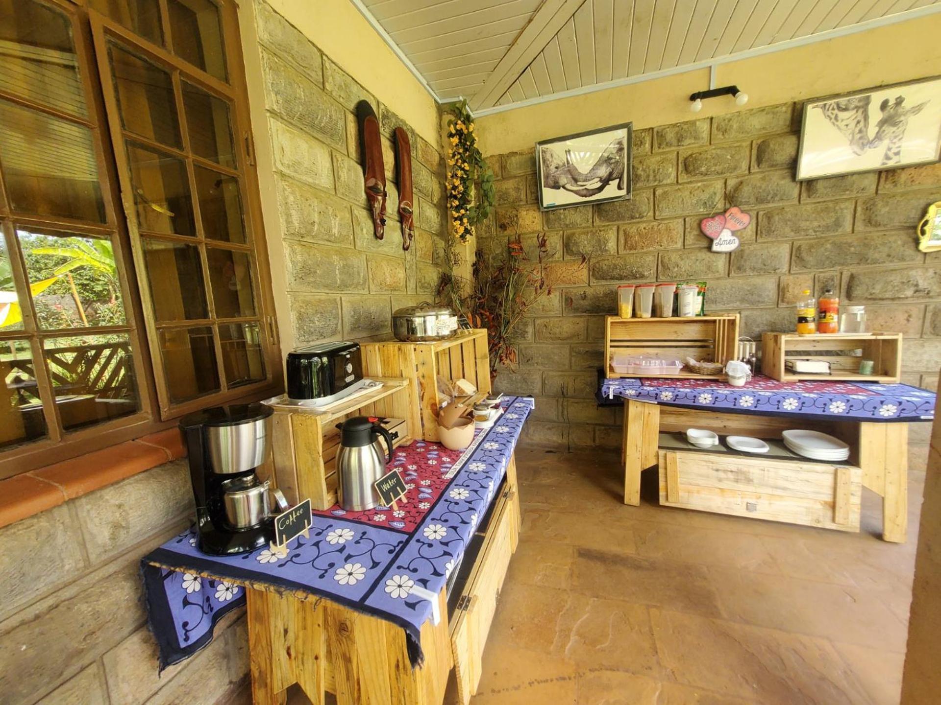 Edaala Comfort - B&B Nairobi Extérieur photo